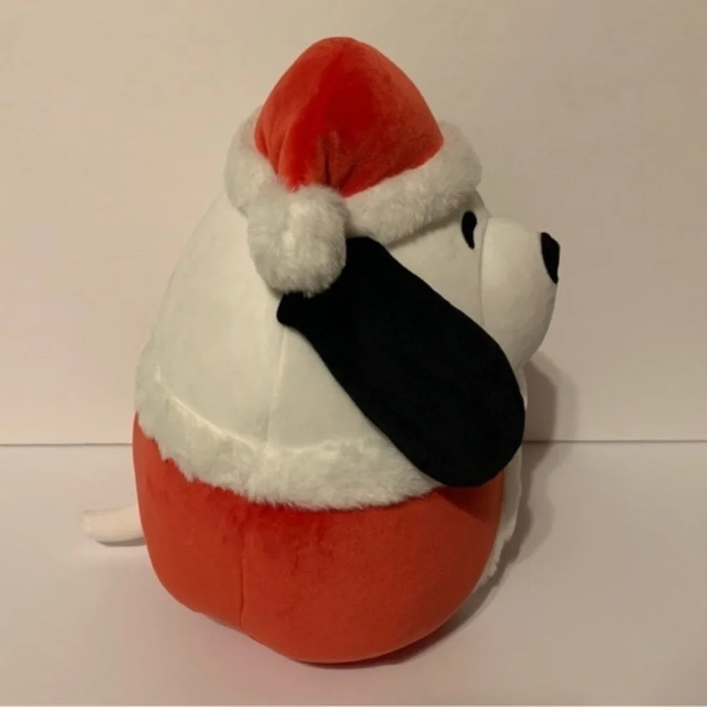 NWT. SQUISHMALLOWS Peanuts Holiday Snoopy 10” Plush